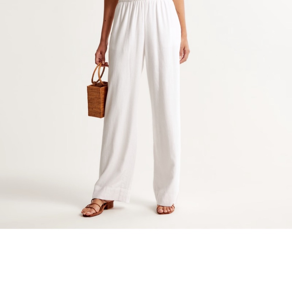 White linen wide leg pants